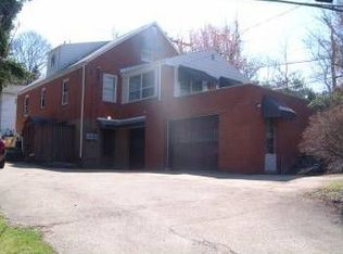 471 Broughton Rd, Bethel Park, PA 15102