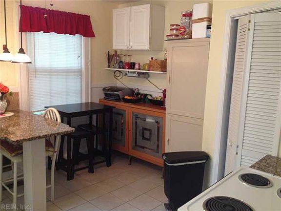4th image of 27 Moores Ln S
