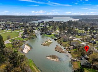 78 Hunters Creek Dr, Huntsville, TX 77340