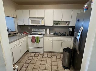 305 W 68th St APT 305, Hialeah, FL 33014