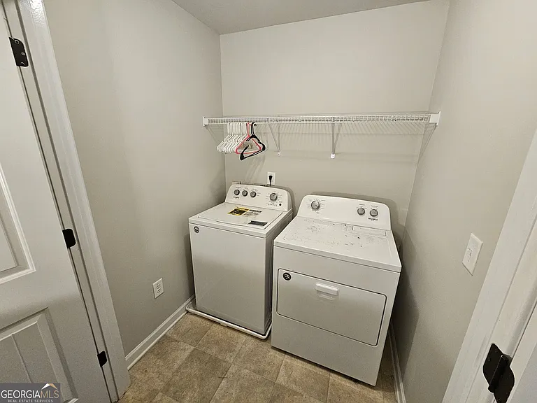 3004 Bayrose Cir #102B — Photo 25