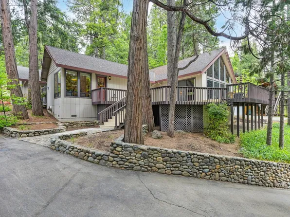 4362 Lakeridge Dr, Pollock Pines, CA 95726