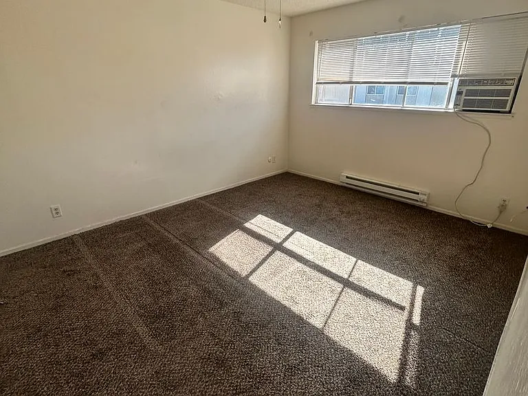 333 Bonnie Villa Apartments — Photo 7