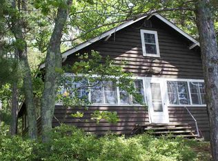 310 Kawbawgam Rd, Marquette, MI 49855