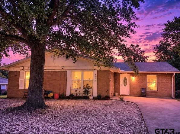 2028 Bradshaw Dr, Tyler, TX 75702