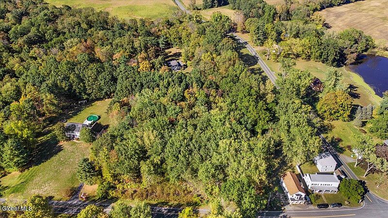 4th image of 893 Schodack Landing Road