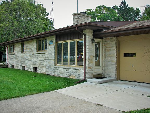 Side Entry/Garage Door