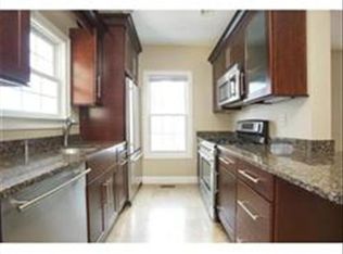 323 Elm St #1, Cambridge, MA 02139