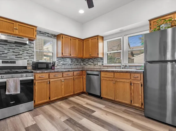 2636 W Hayes AVENUE, Milwaukee, WI 53215