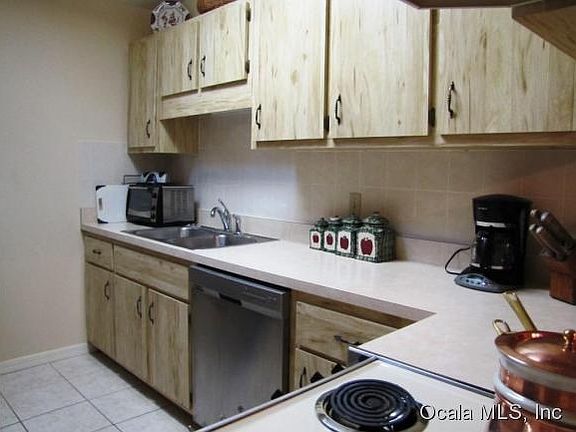 4th image of 10814 SE 50th Ave