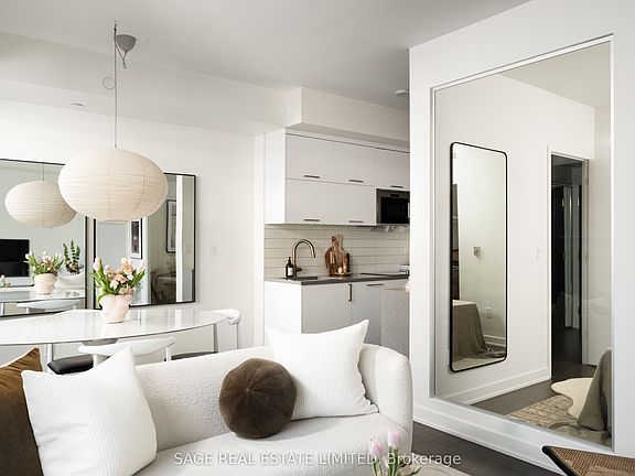 2nd image of 106 Dovercourt Rd #204