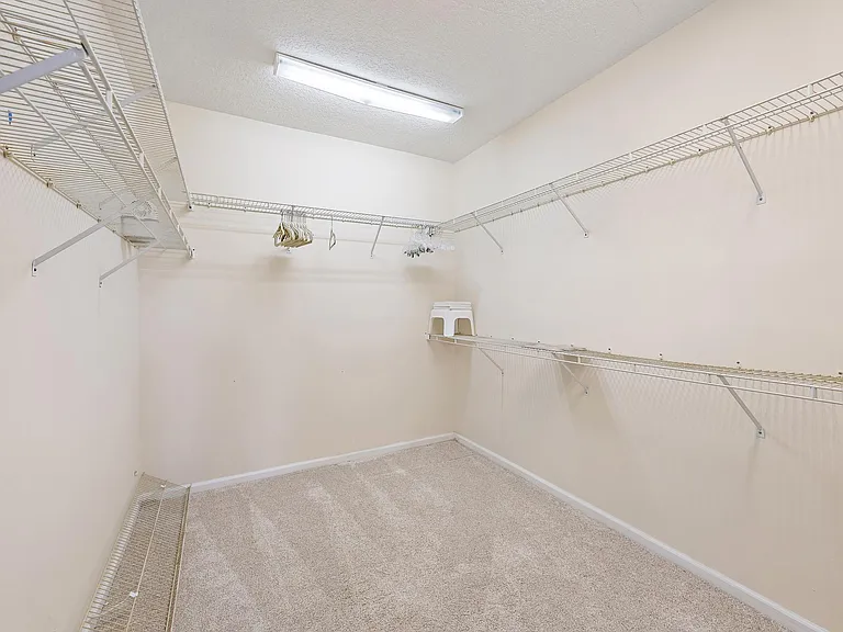 120 Legendary Cir — Photo 12