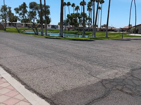 6649 E 32nd St #70, Yuma, AZ 85365