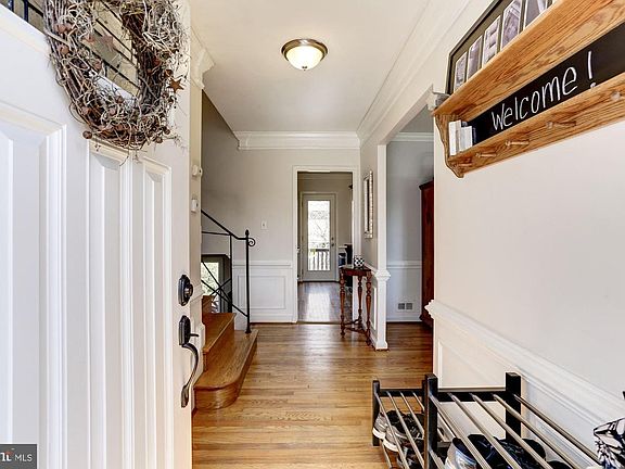 3rd image of 4511 Gretna St