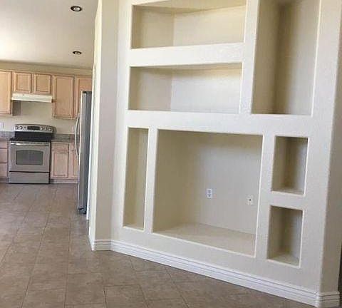 5th image of 6809 W Quail Ave