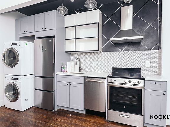 2nd image of 83 Graham Ave #401