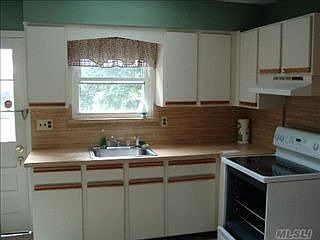 5th image of 5448 Expressway Dr S