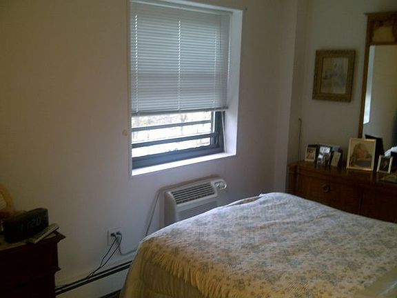 5th image of 505 Central Ave APT 425