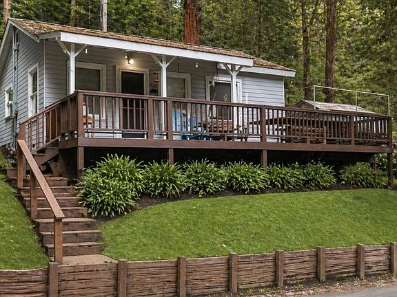 3rd image of 208 Cloister Ln