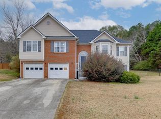 1709 Wyntercreek Ln, Hoschton, GA 30548