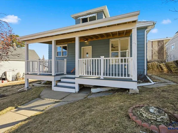 8 Parkdale Ave, Lead, SD 57754