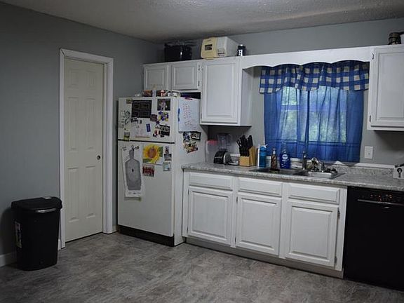 5th image of 5760 Goldenrod Cir