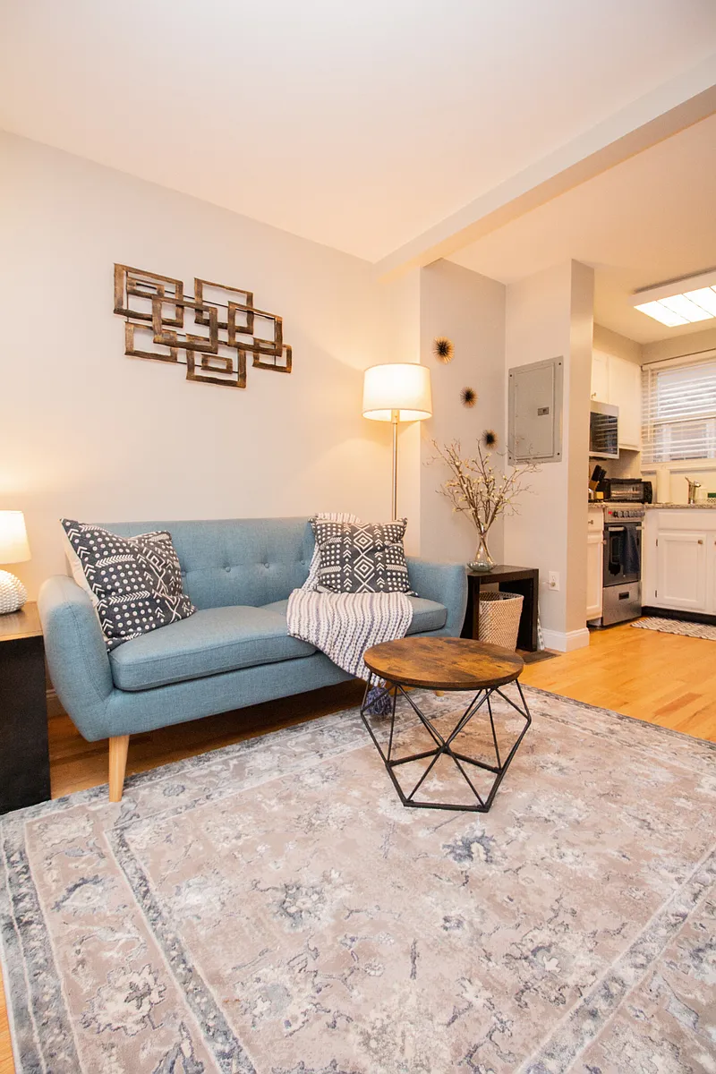Building Photo - 23 Jay St #BB
