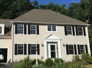 18 Massaco Ln, Granby, CT 06035