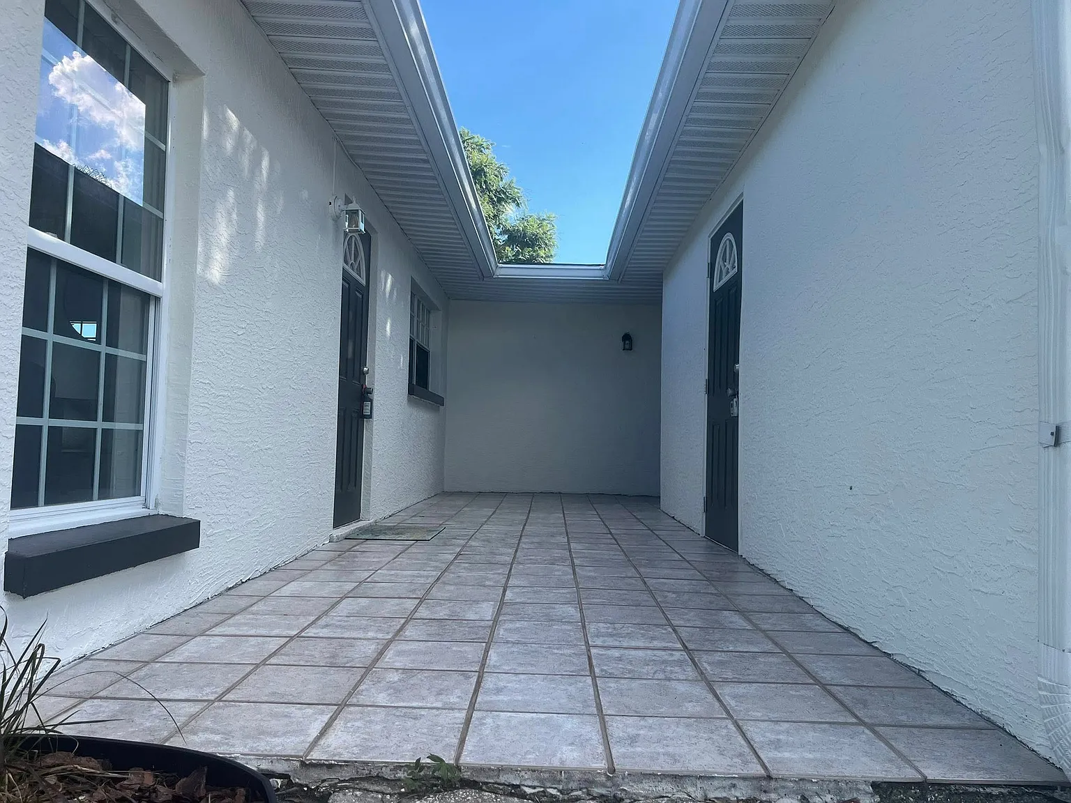 3 bed, 1802 sqft, $1,900 — Photo 3