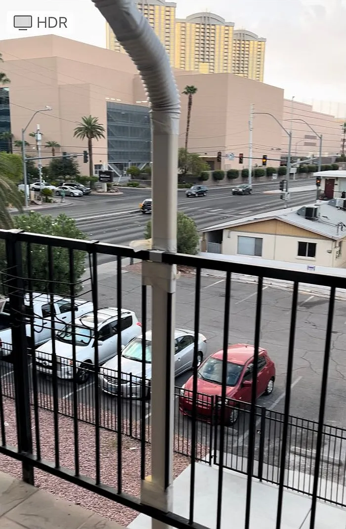 Koval Cove Apartments — Photo 1