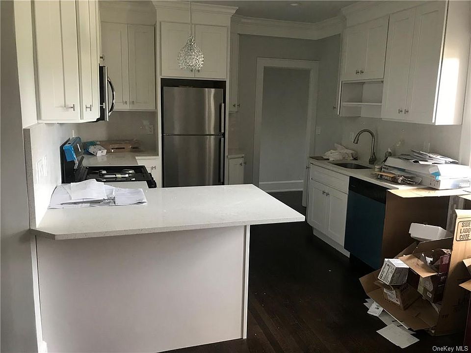 1st image of 16 Minerva Pl APT 3E