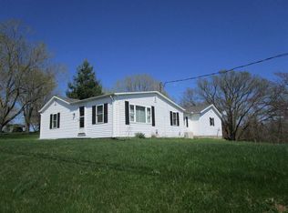 1078 N Cold Springs Rd, Bloomfield, IN 47424