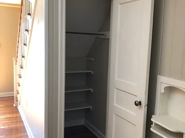 2525 Olive St — Photo 4
