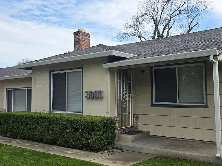 3800 Arden Way — Photo 32