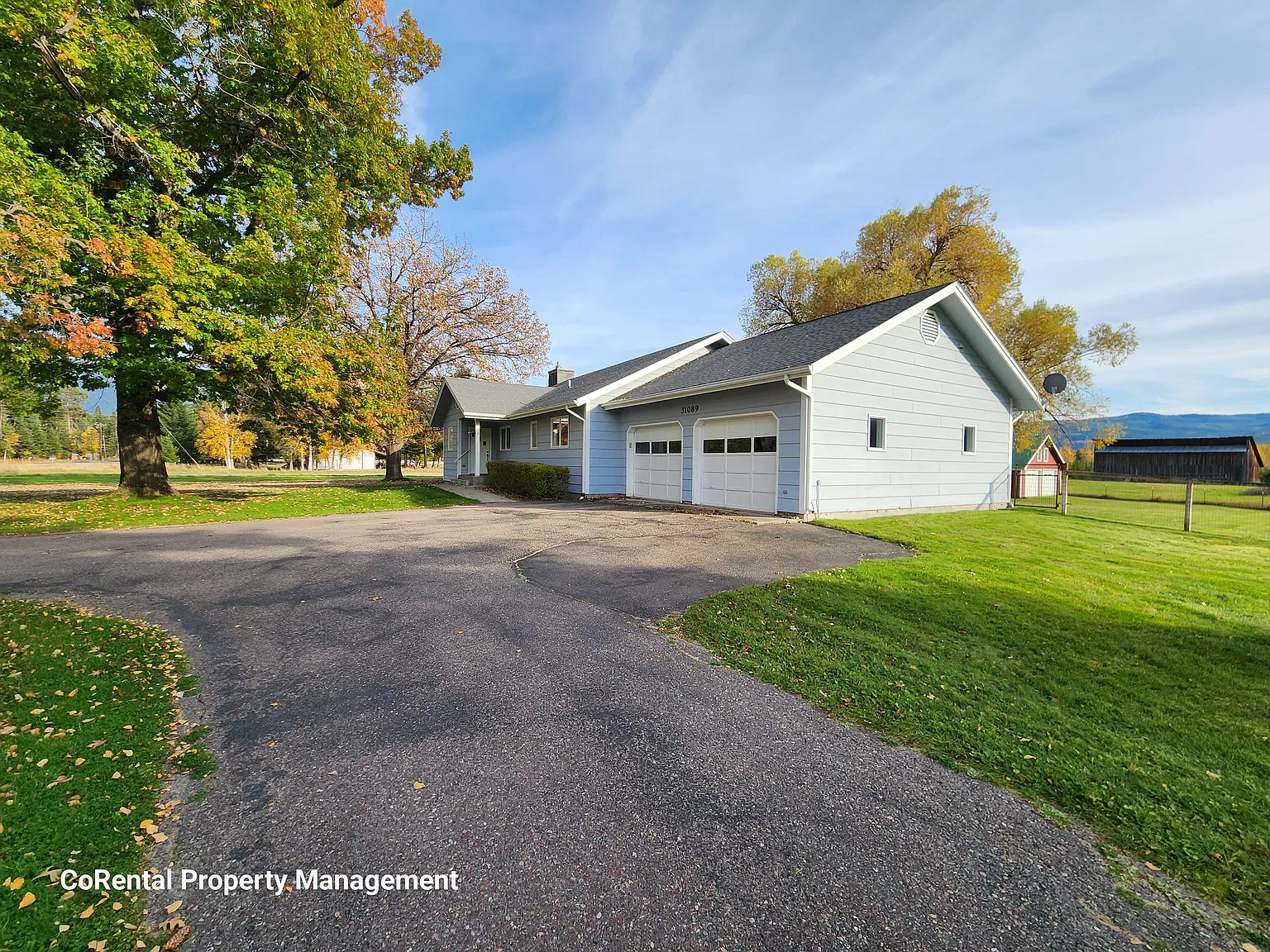 3 bed, 2.0 bath, 1760 sqft, $3,200 — Photo 2