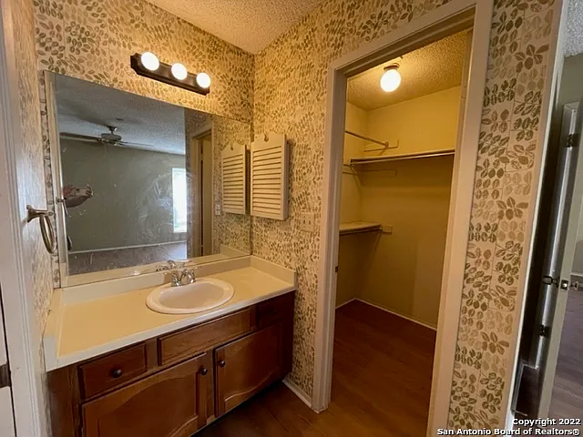 14412 Castlebury Dr — Photo 13