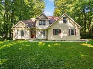 9572 Avon Belden Rd, Grafton, OH 44044