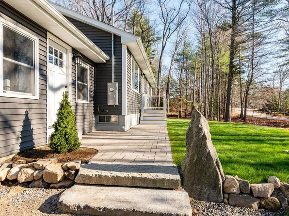 407 Blackwater Road, Dover, NH 03820