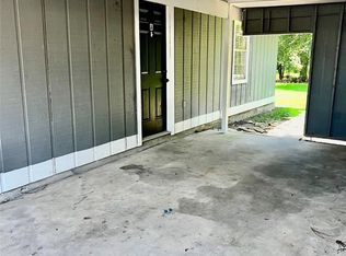 7810 Oakridge Dr #A, Hitchcock, TX 77563