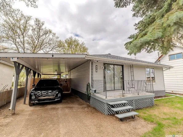 316 1st STREET E, Delisle, SK S0L 0P0