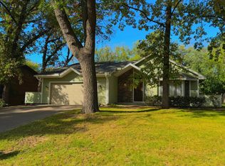 859 90th Ave NW, Coon Rapids, MN 55433