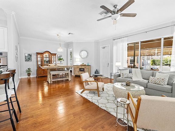 3rd image of 134 Waterford Drive
