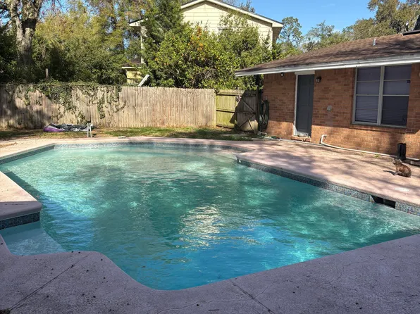 1154 HICKORY Cove, Jacksonville, FL 32221