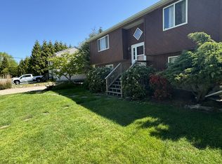 10 Salem Trl, Narragansett, RI 02882