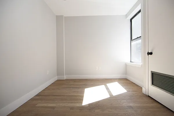 Rented by Brooklyn Group | media 31