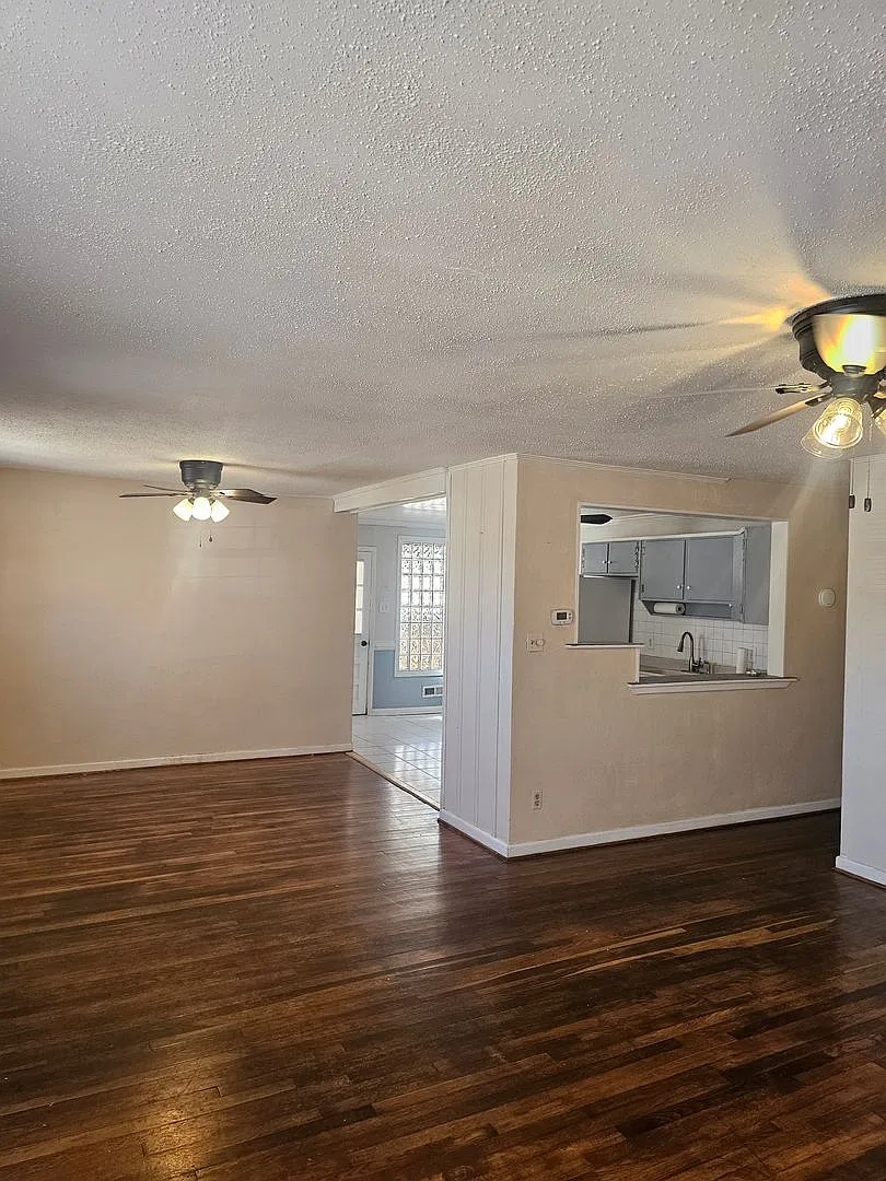 8384 Capeview Ave — Photo 3