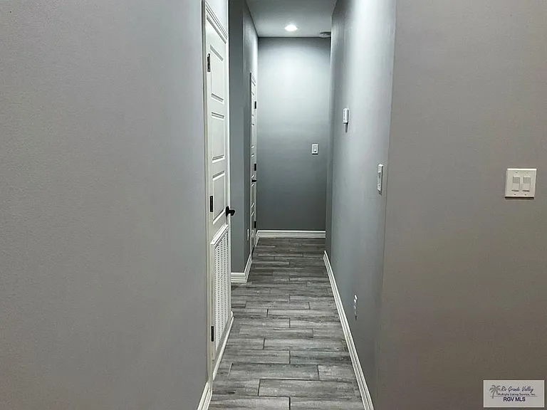 9649 Lake Concordia Ct — Photo 11