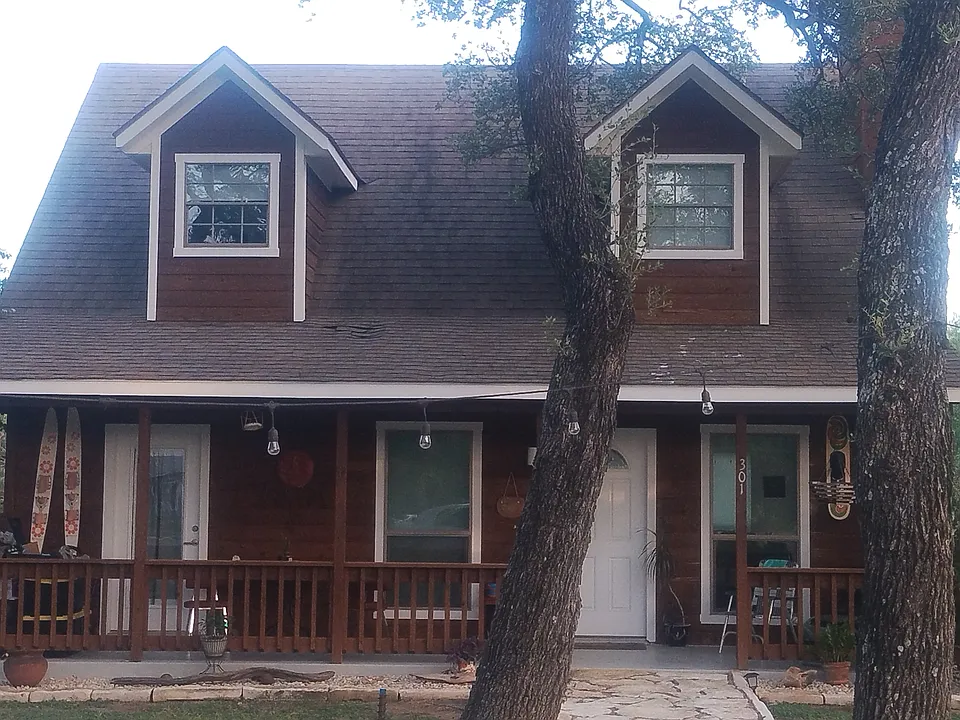 301 Coventry Rd