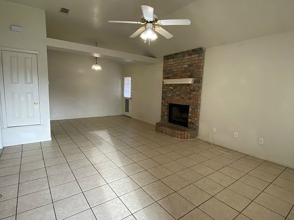 2nd image of 3805 Hitchrock Dr #B