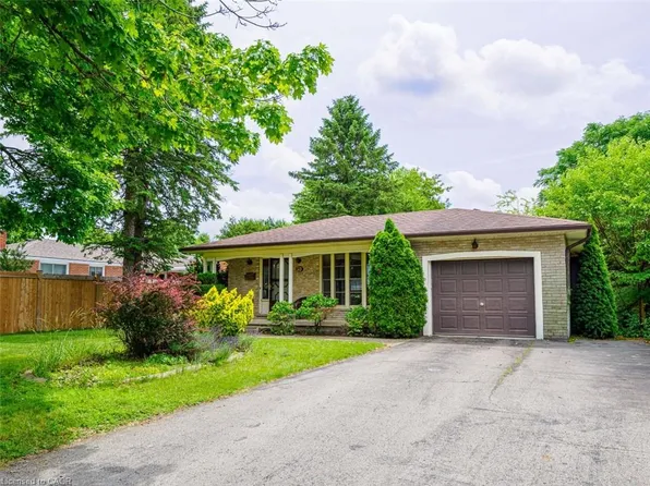 50 Thorncliffe Rd, Norfolk County, ON N3Y 4V7